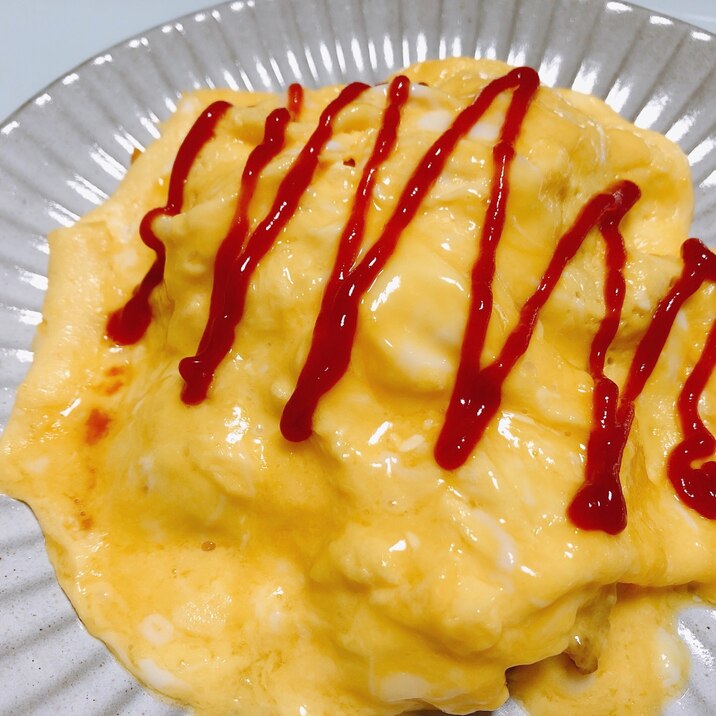 ミートソースで味付け簡単!オムライス!